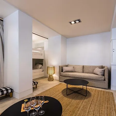 Sotoan Keyweek Design Close To The Port-vieux In * Biarriz